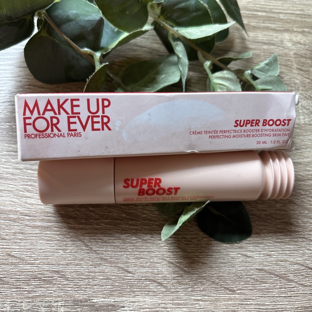MAKE UP FOR EVER - SUPER BOOST Lightweight Moisturizing Skin Tint - Color#: 01